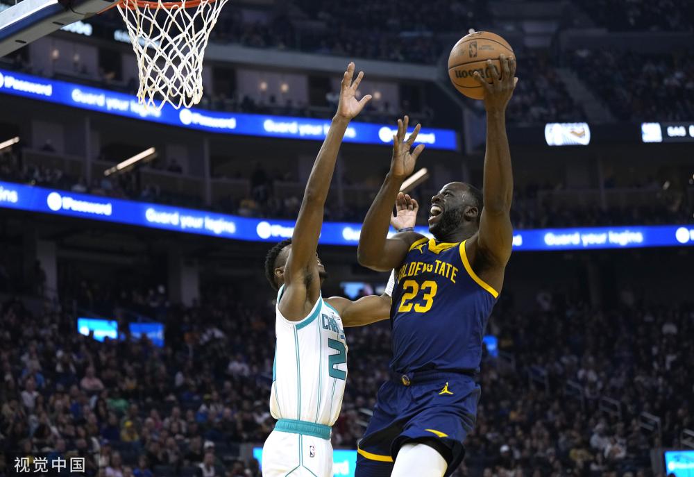 场边标牌到 场边标牌到