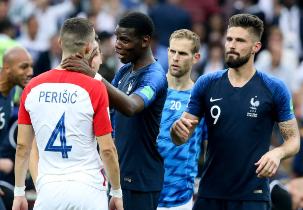 是继续坚守 是继续坚守