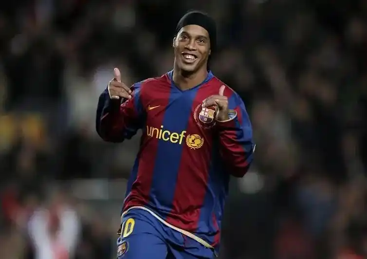 更适合杨瀚 更适合杨瀚